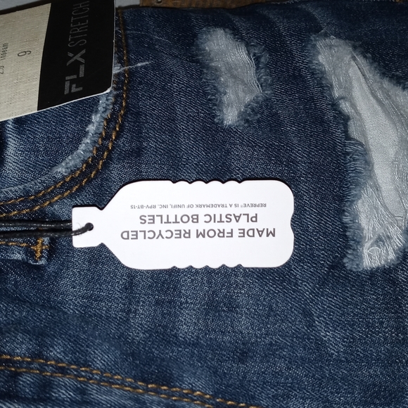 Mudd Juniors Shorts - Picture 5 of 9